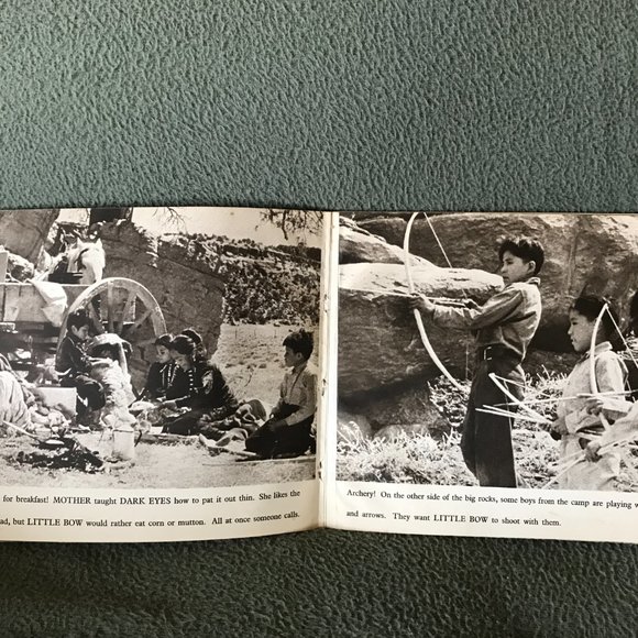 8 Vintage 1946-7 Encyc Brit. Picture stories: books 1-3, 5, 7, 12 / True Nat. - Picture 3 of 5